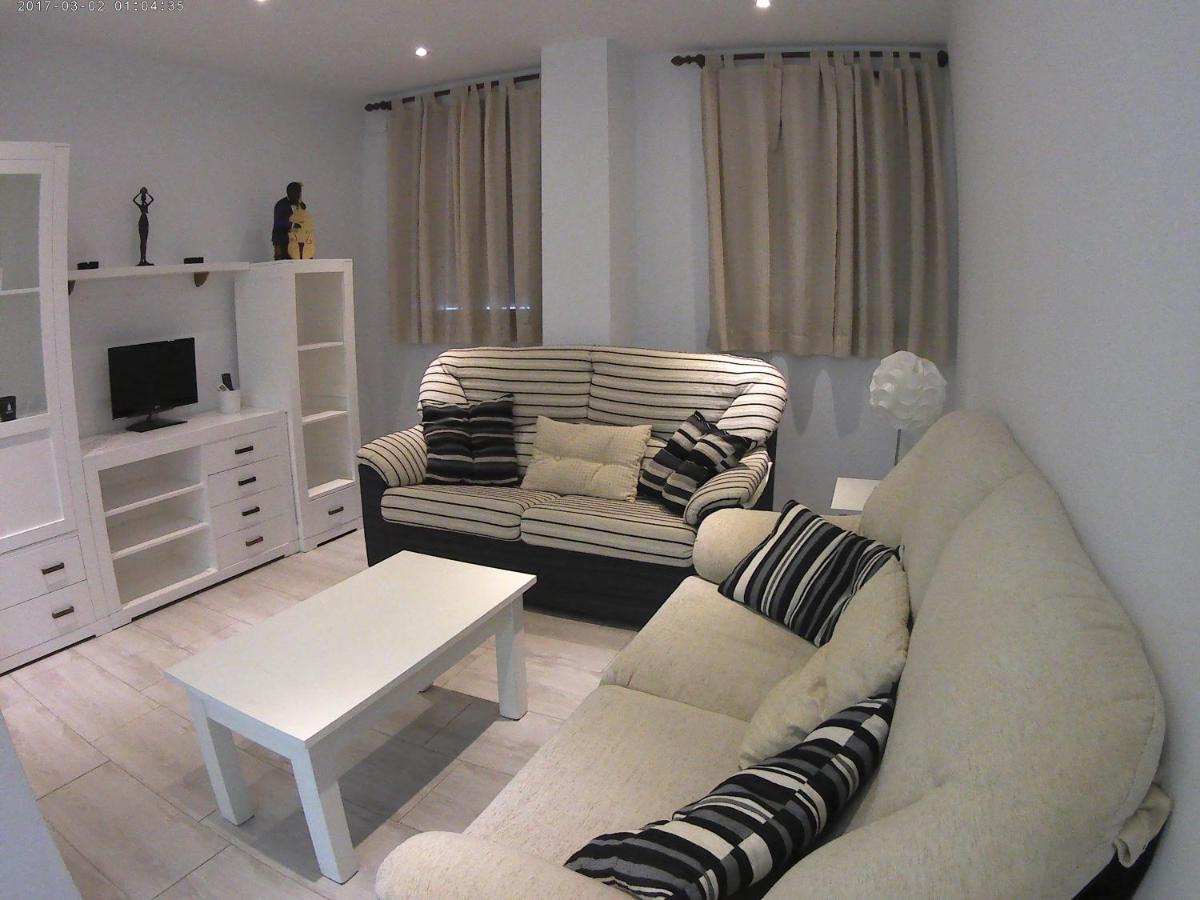 Apartamentos Turisticos Mirayuste Guadalupe  Dış mekan fotoğraf