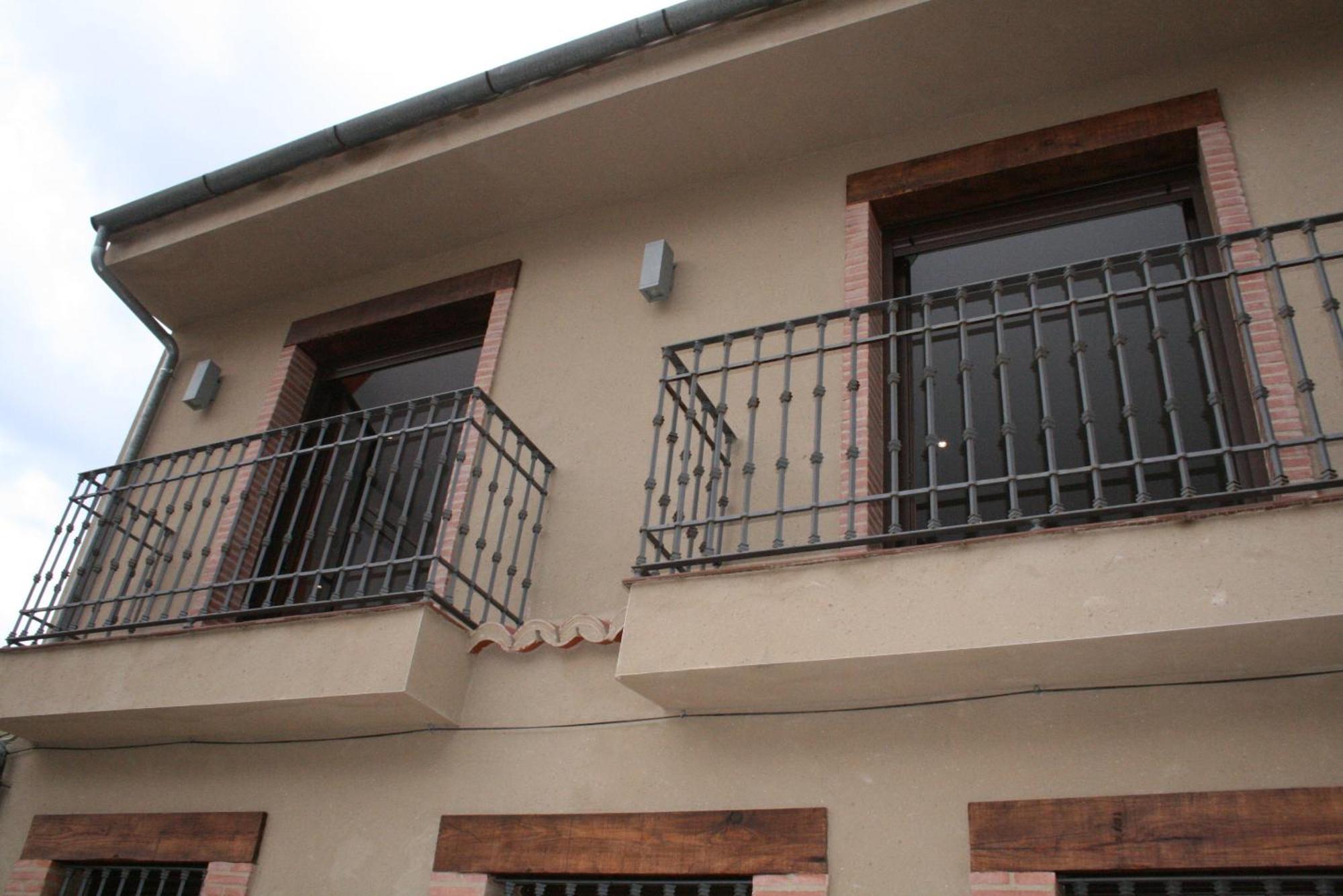 Apartamentos Turisticos Mirayuste Guadalupe  Oda fotoğraf