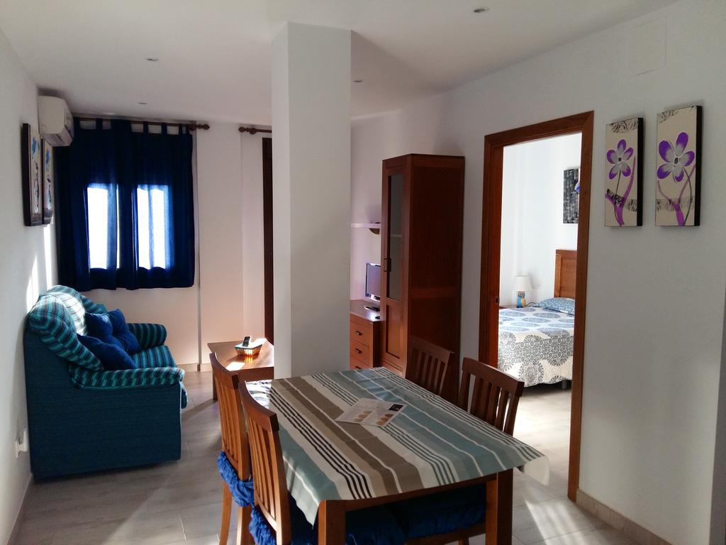 Apartamentos Turisticos Mirayuste Guadalupe  Dış mekan fotoğraf