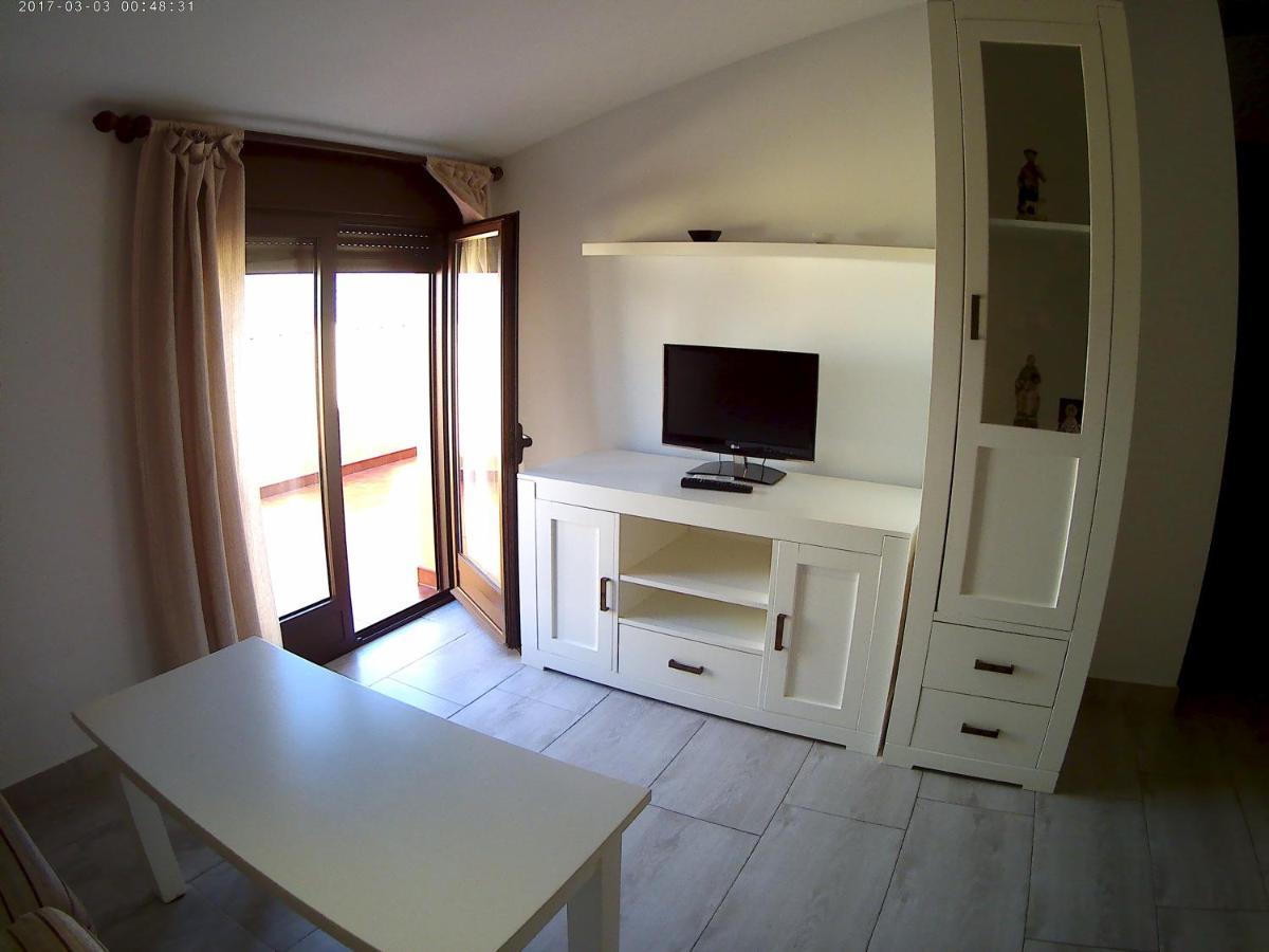 Apartamentos Turisticos Mirayuste Guadalupe  Dış mekan fotoğraf